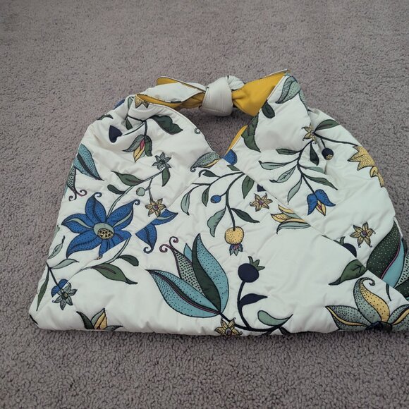 Tory Burch Zoe Quilted Tie Bag in Ivory Floral - Picture 12 of 15